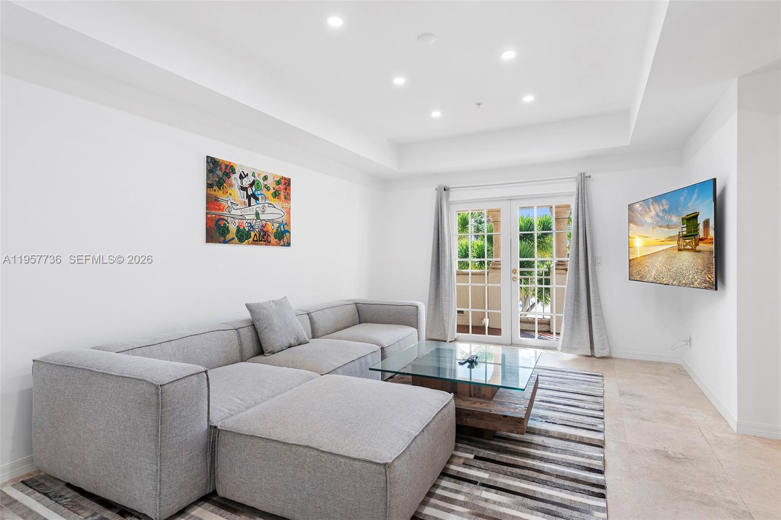 1415 Sunset Harbour Dr #204, Miami Beach FL 33139