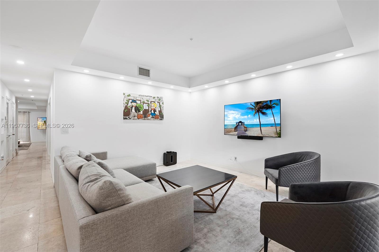 1415 Sunset Harbour Dr #204, Miami Beach FL 33139