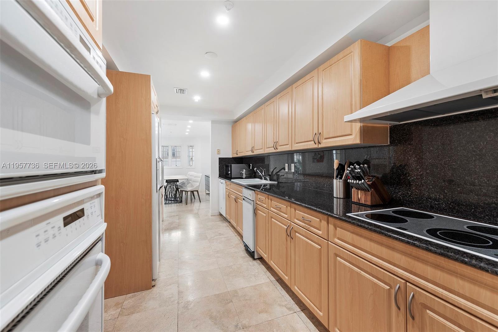 1415 Sunset Harbour Dr #204, Miami Beach FL 33139