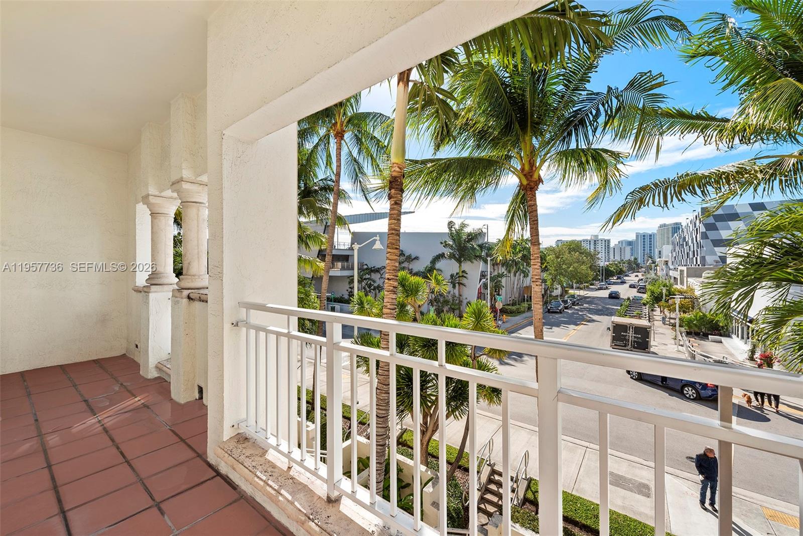 1415 Sunset Harbour Dr #204, Miami Beach FL 33139