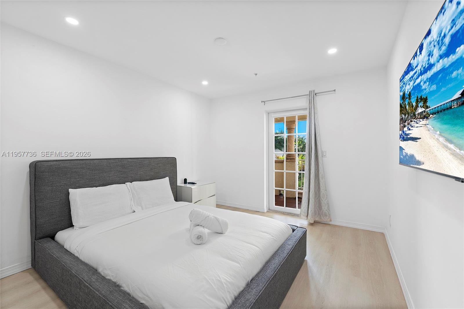 1415 Sunset Harbour Dr #204, Miami Beach FL 33139