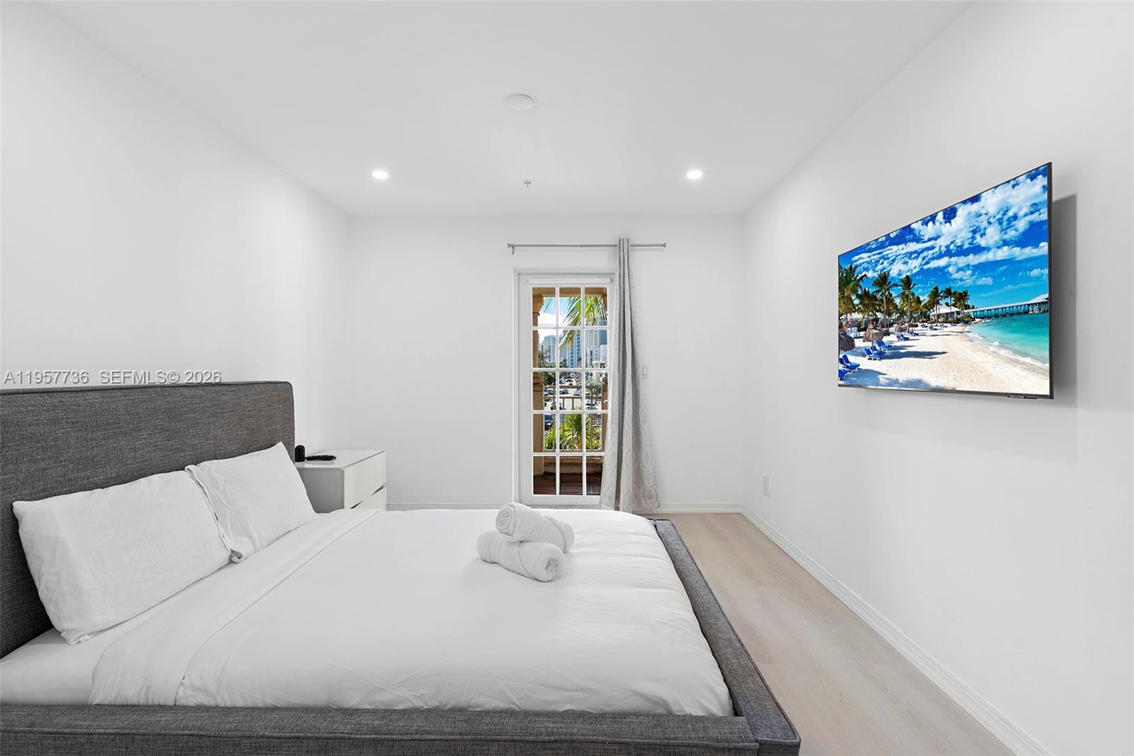 1415 Sunset Harbour Dr #204, Miami Beach FL 33139
