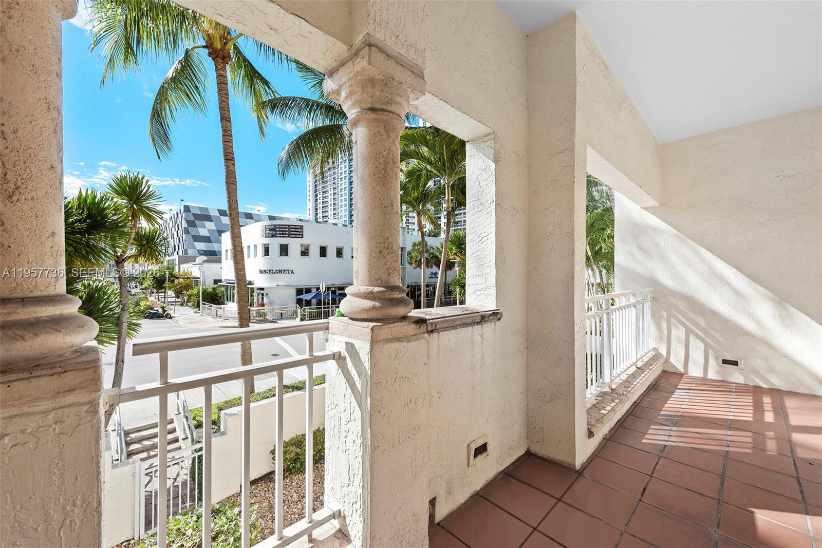 1415 Sunset Harbour Dr #204, Miami Beach FL 33139