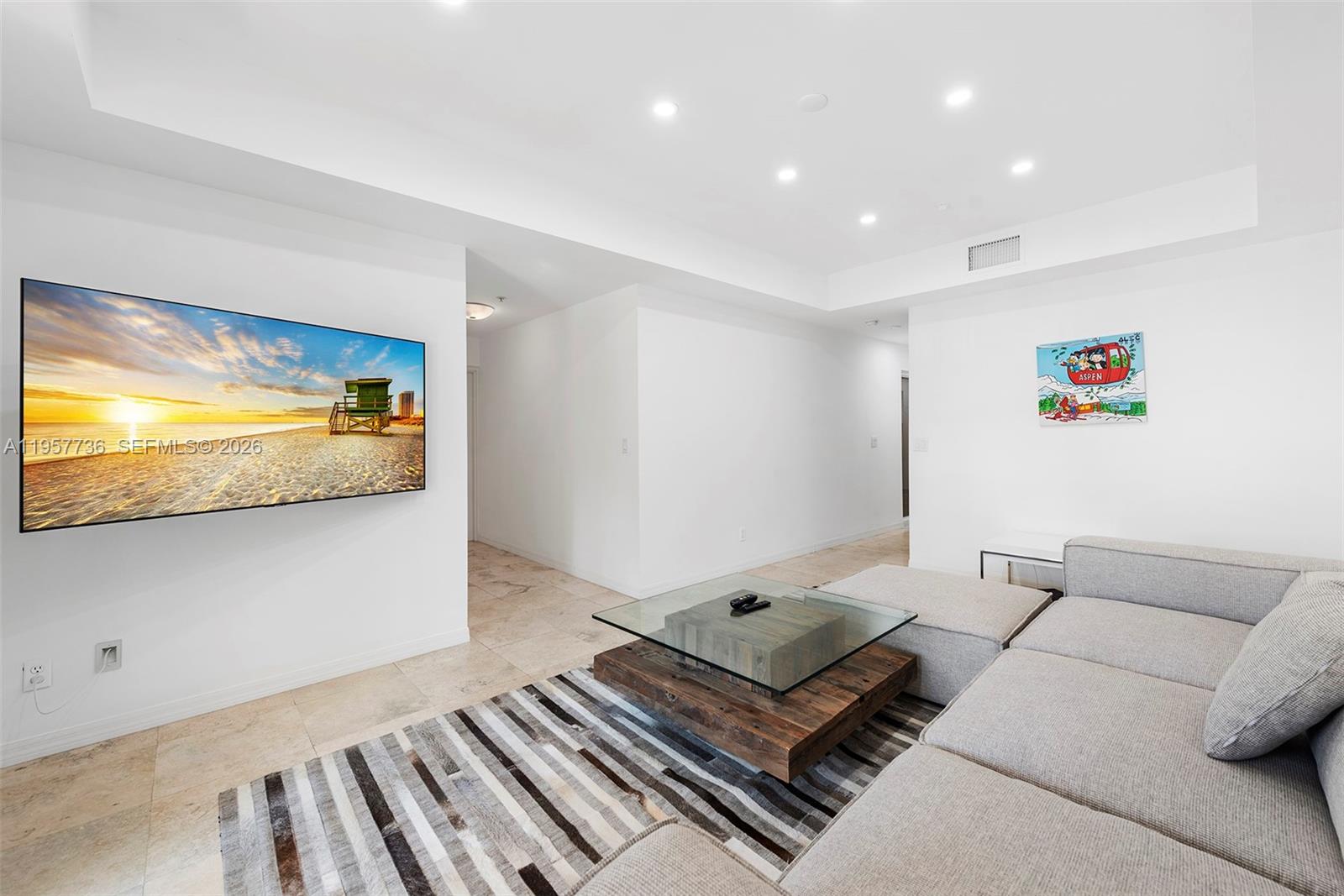 1415 Sunset Harbour Dr #204, Miami Beach FL 33139
