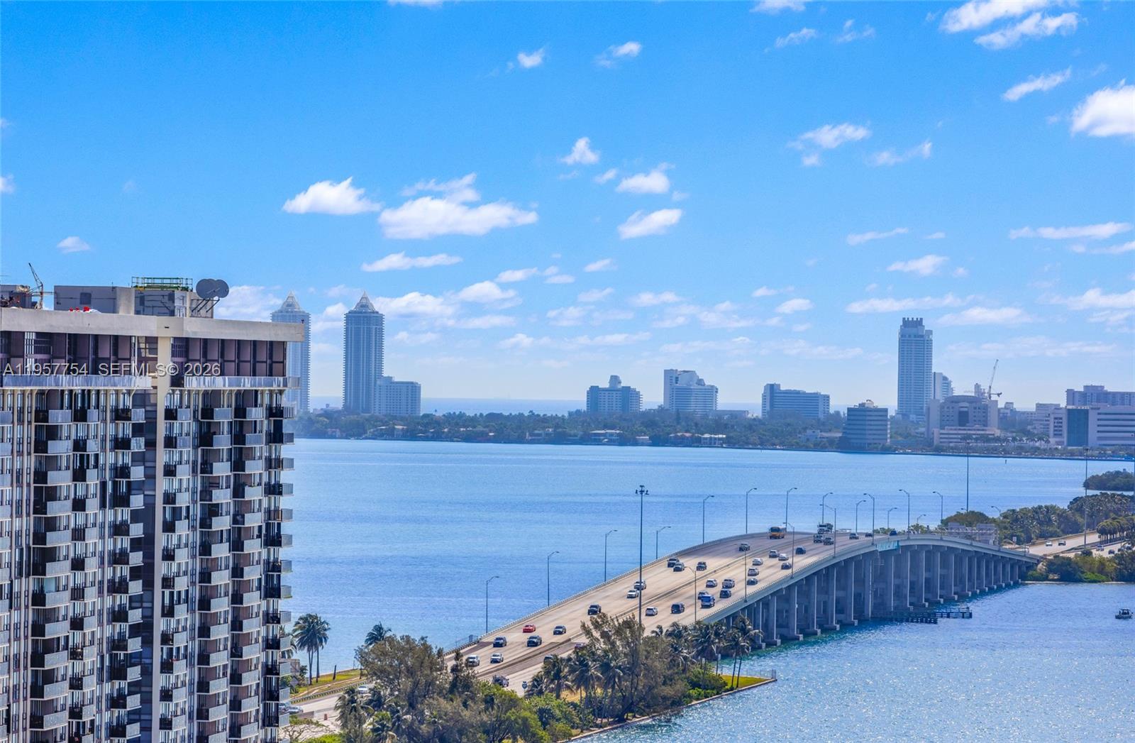 121 NE 34th St #1807, Miami FL 33137