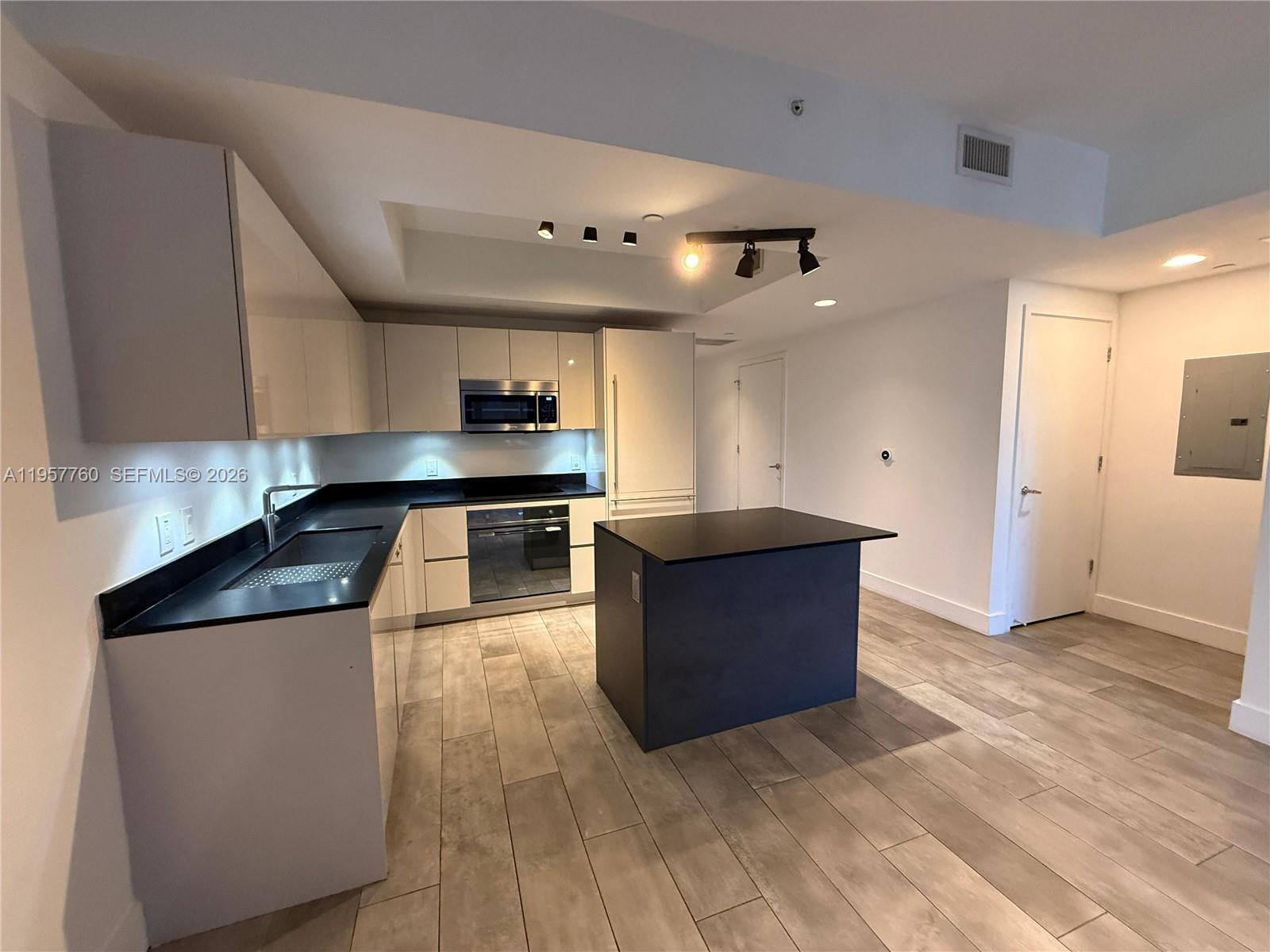 1010 Brickell Ave #2609, Miami FL 33131
