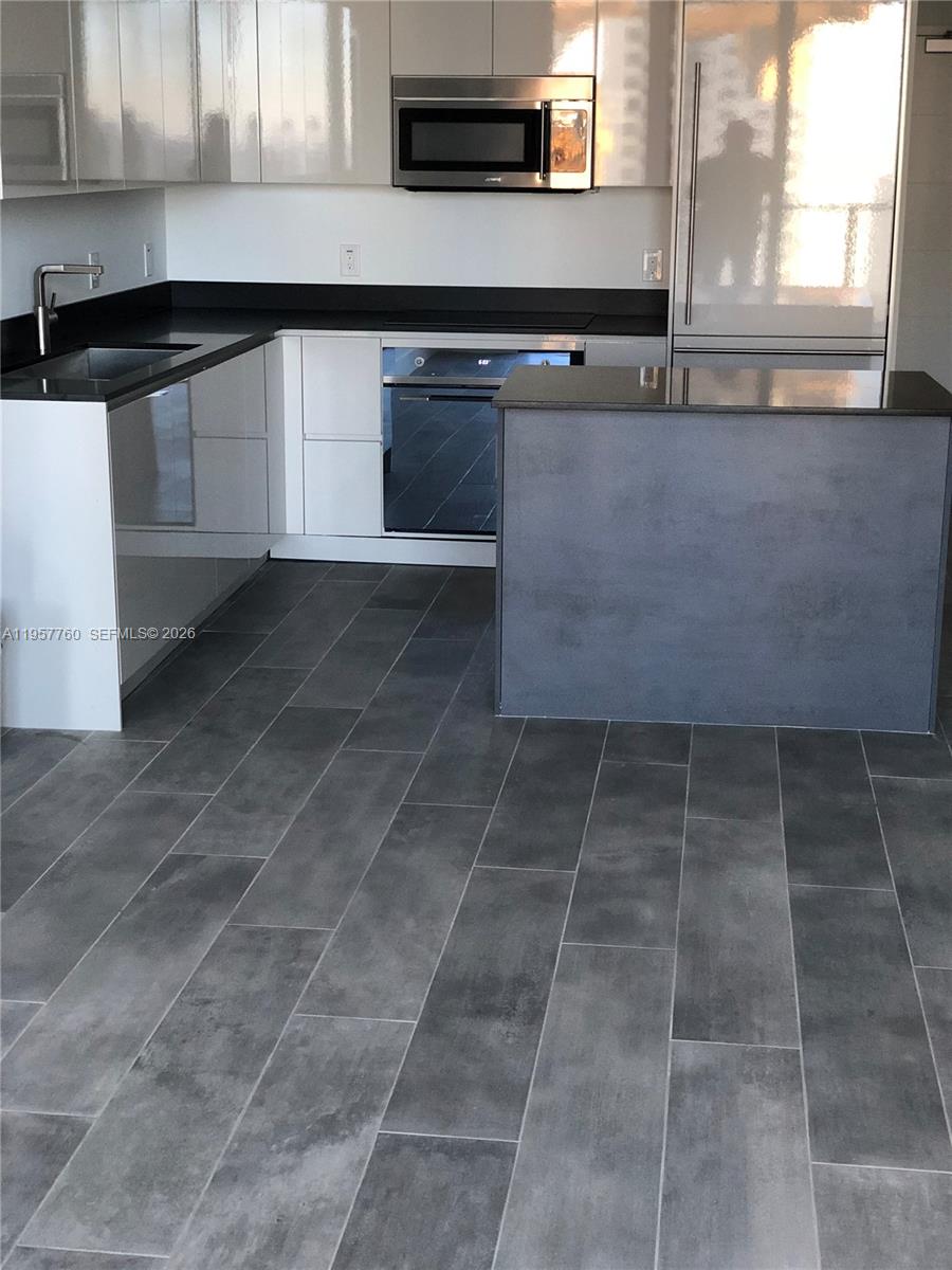 1010 Brickell Ave #2609, Miami FL 33131