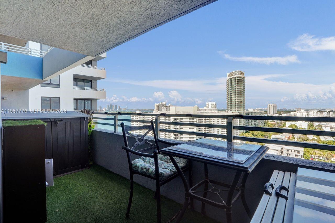 1330 West Ave #1811, Miami Beach FL 33139