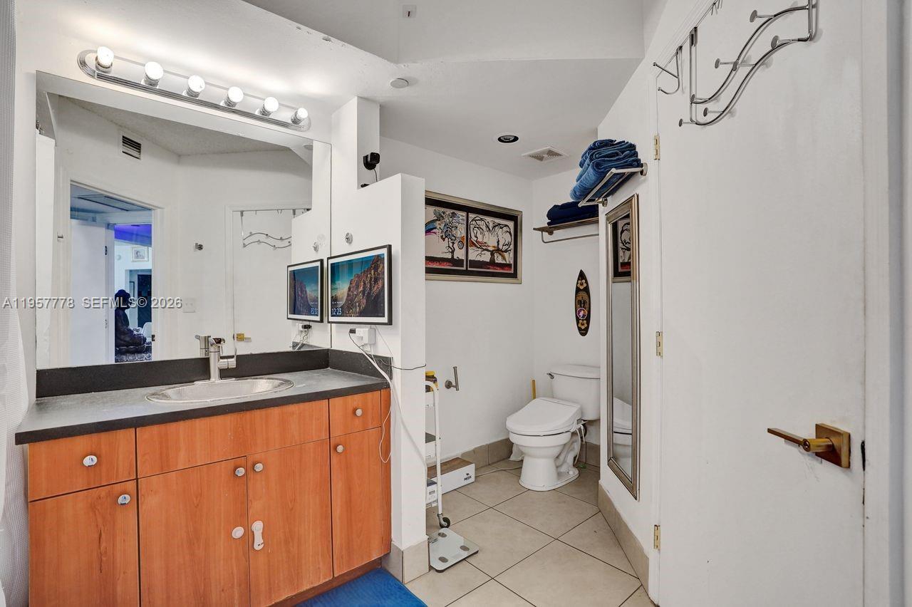 1330 West Ave #1811, Miami Beach FL 33139