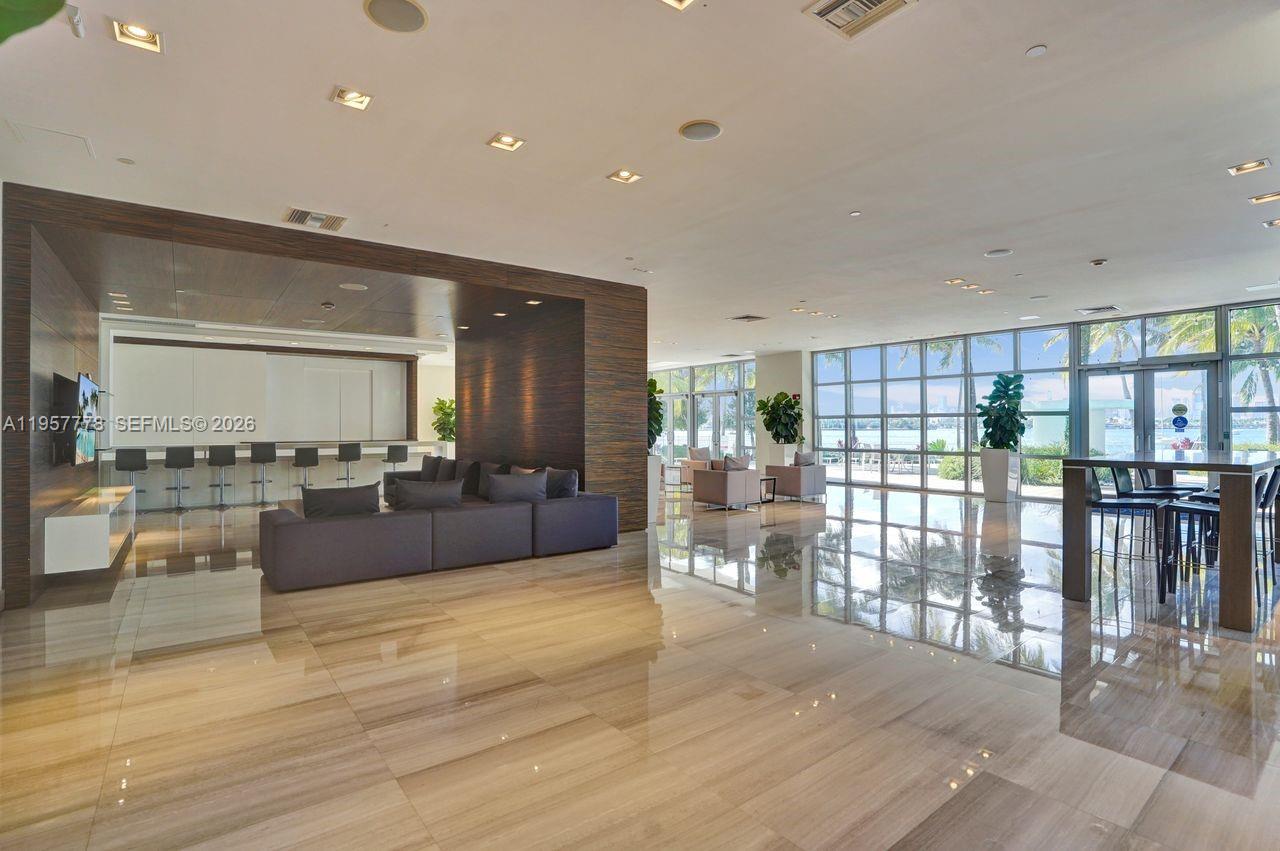 1330 West Ave #1811, Miami Beach FL 33139