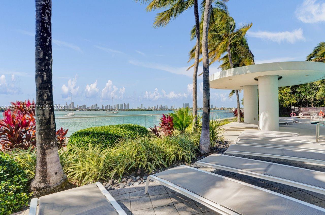 1330 West Ave #1811, Miami Beach FL 33139