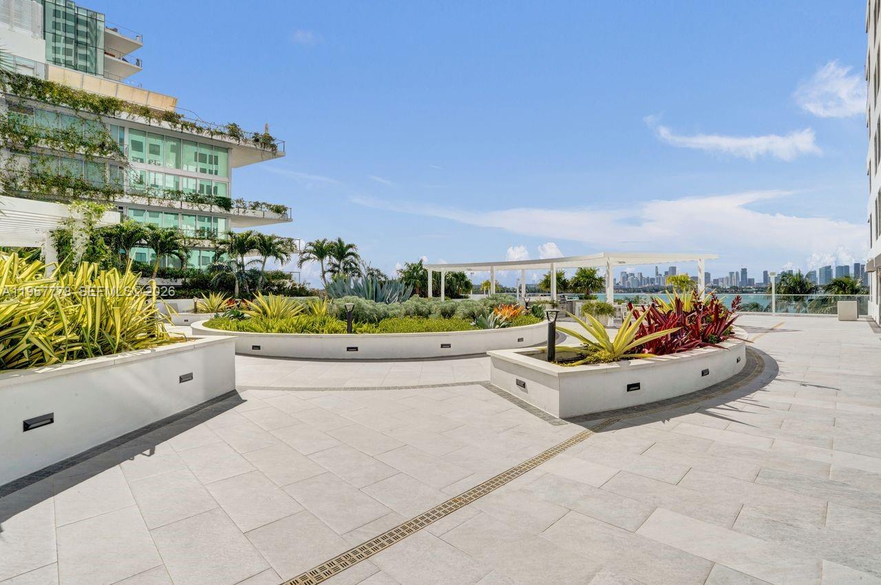 1330 West Ave #1811, Miami Beach FL 33139