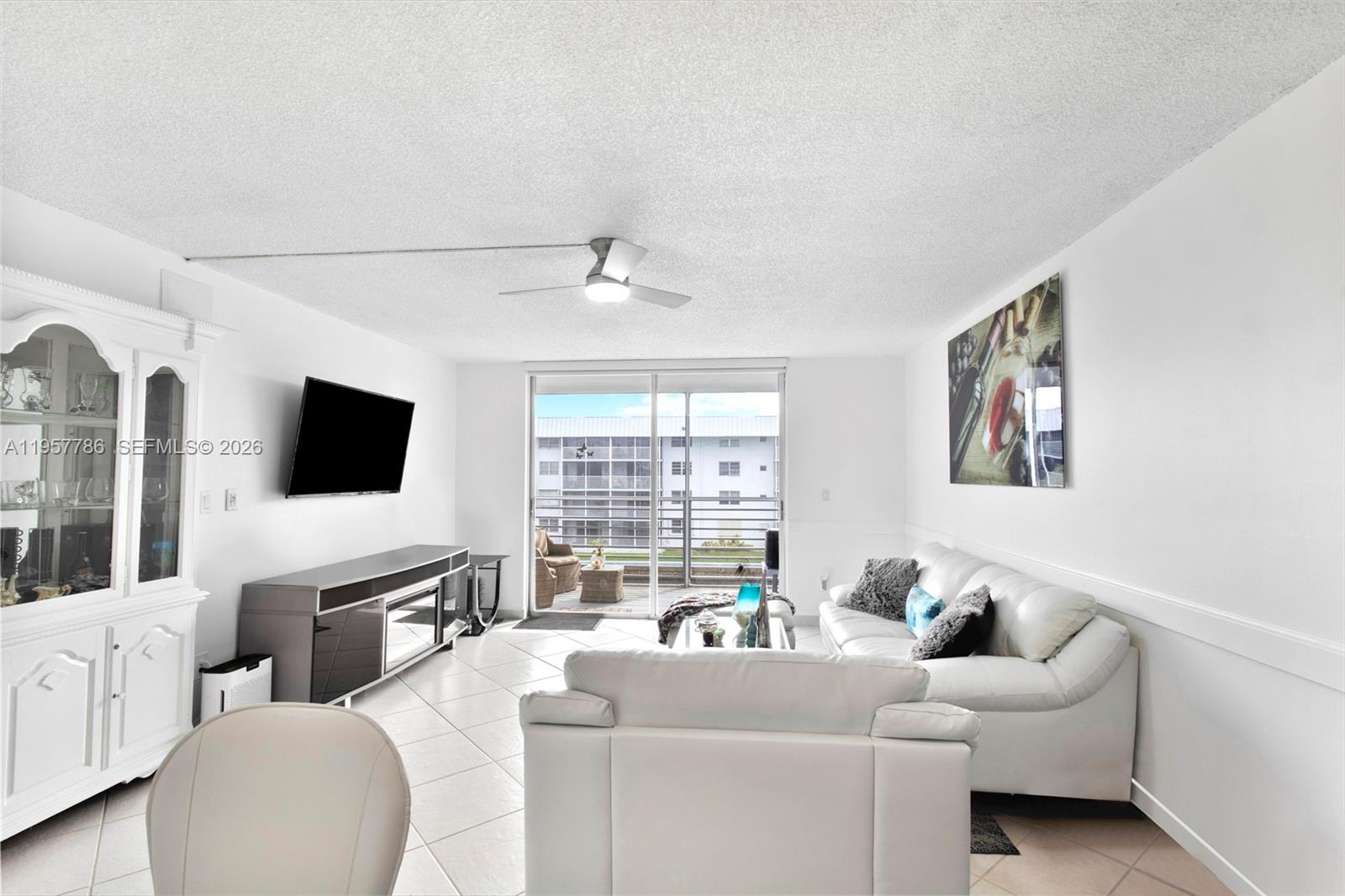 3600 NE 170th St #312, North Miami Beach FL 33160