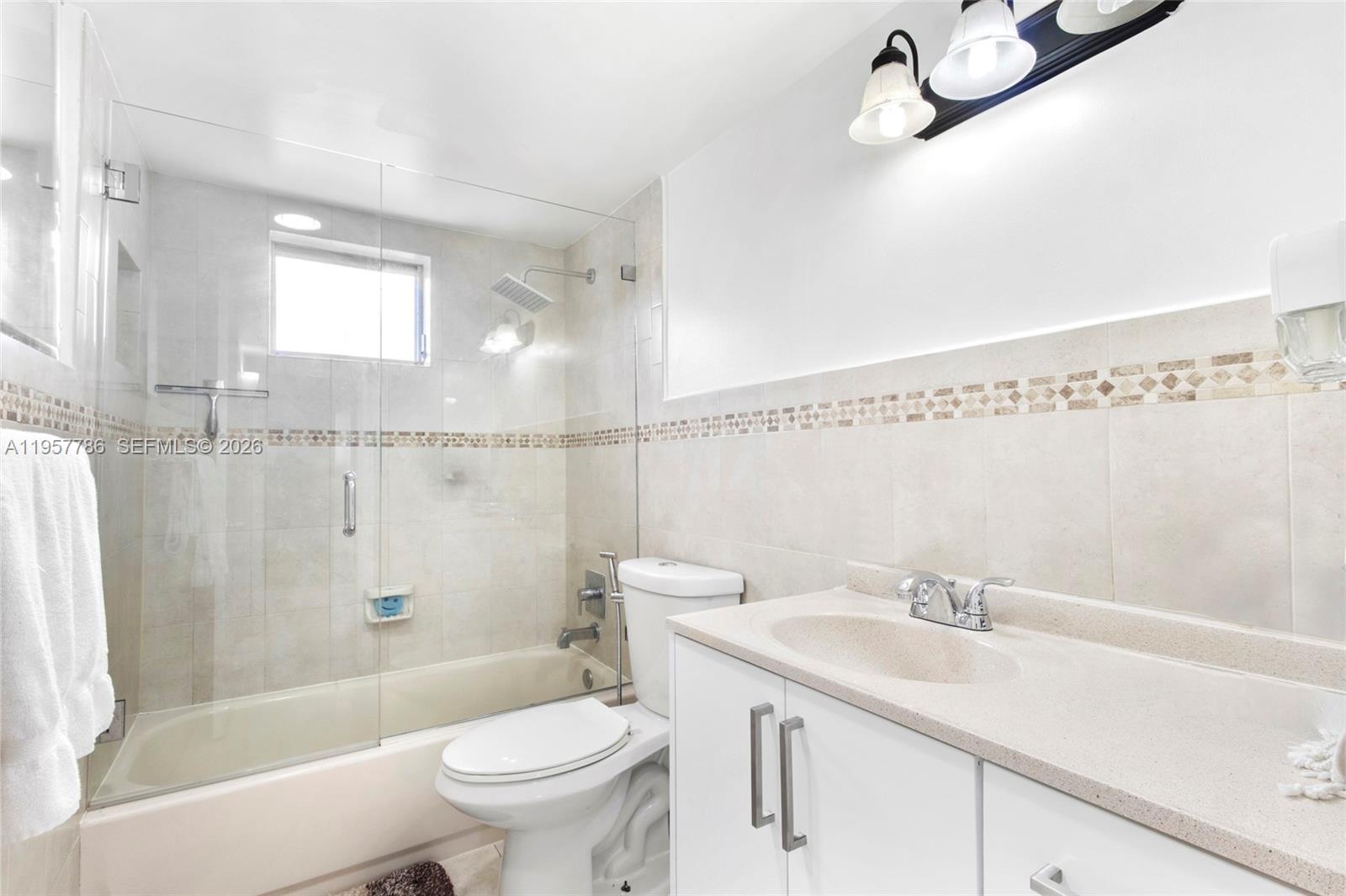 3600 NE 170th St #312, North Miami Beach FL 33160