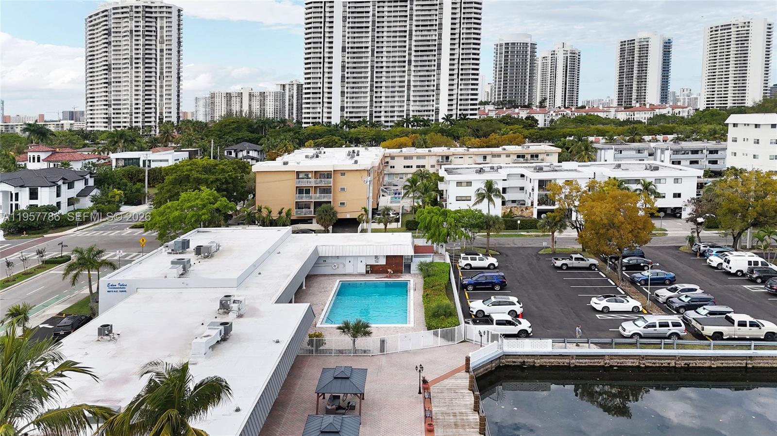 3600 NE 170th St #312, North Miami Beach FL 33160
