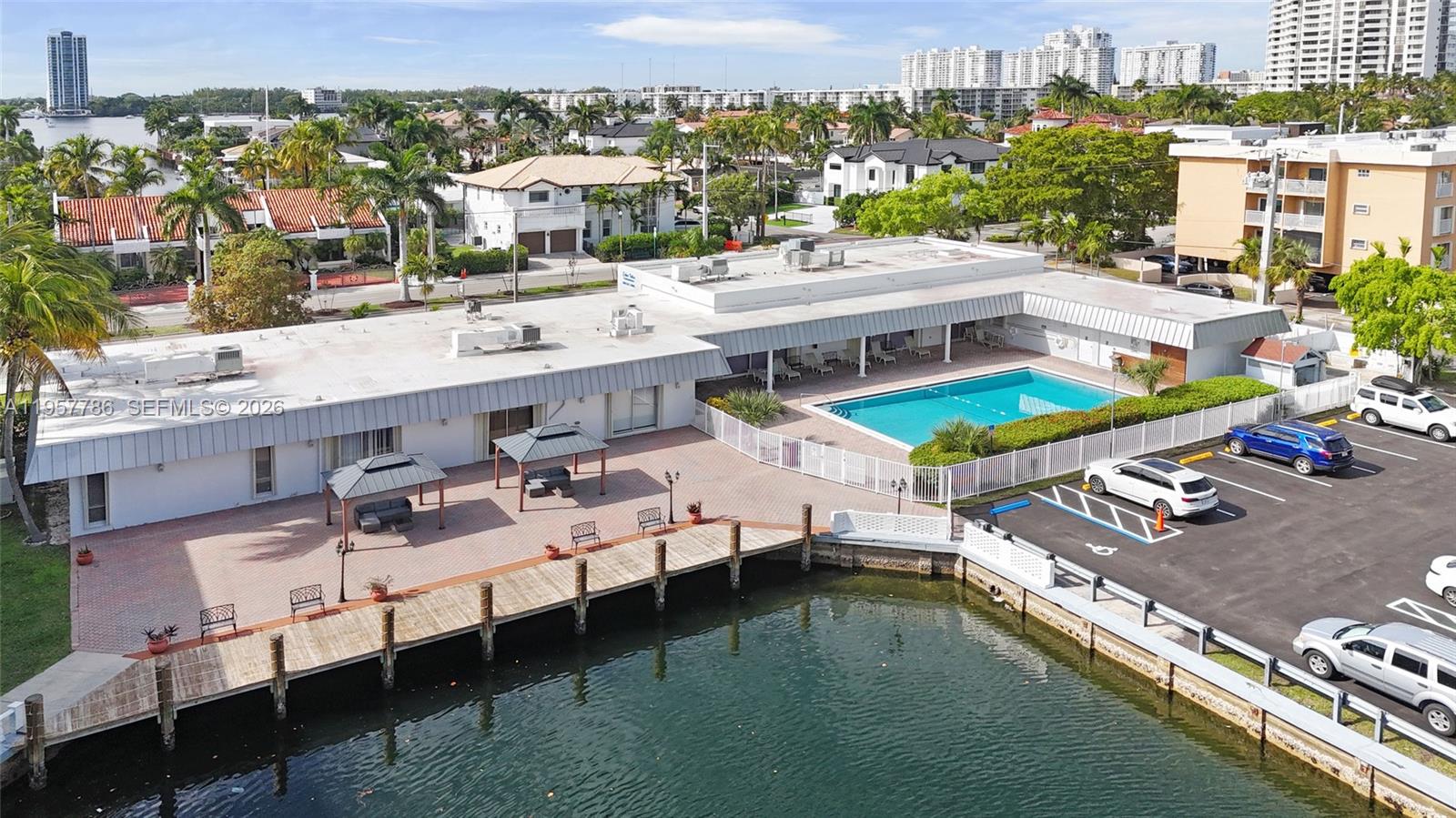 3600 NE 170th St #312, North Miami Beach FL 33160