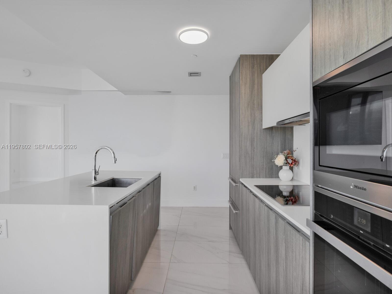 2900 NE 7th Ave #3301, Miami FL 33137