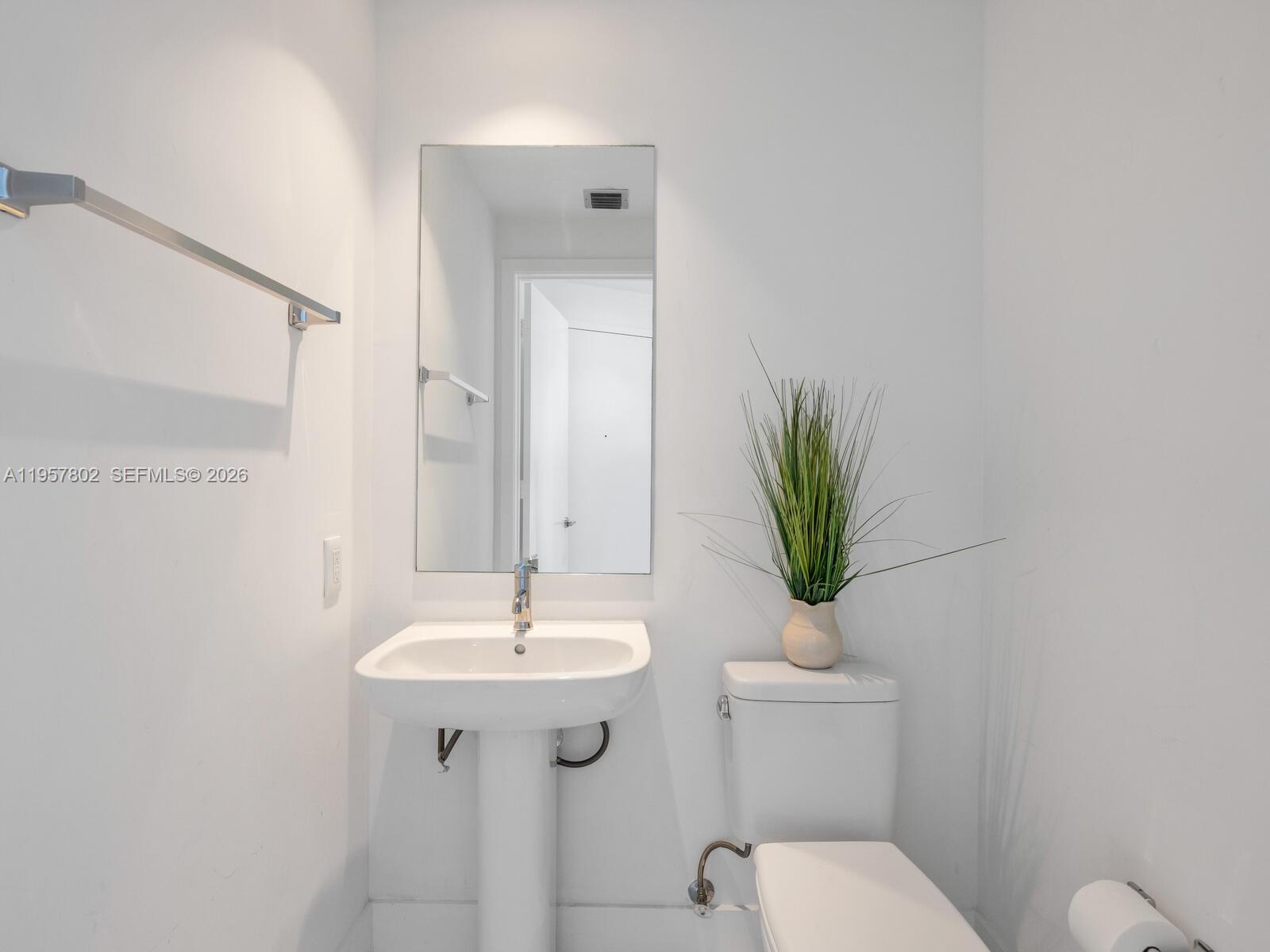 2900 NE 7th Ave #3301, Miami FL 33137