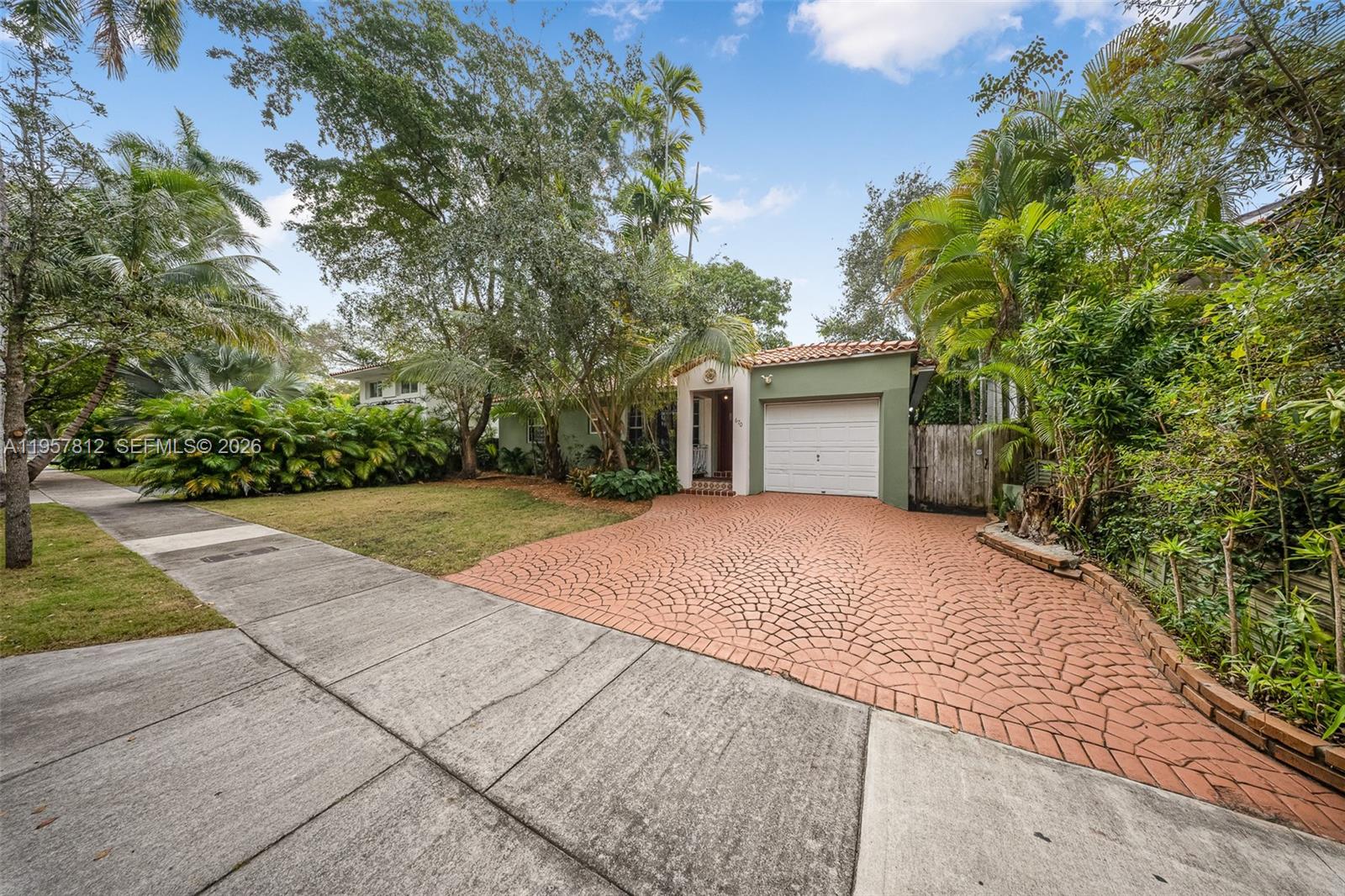 670 NE 56th St, Miami FL 33137