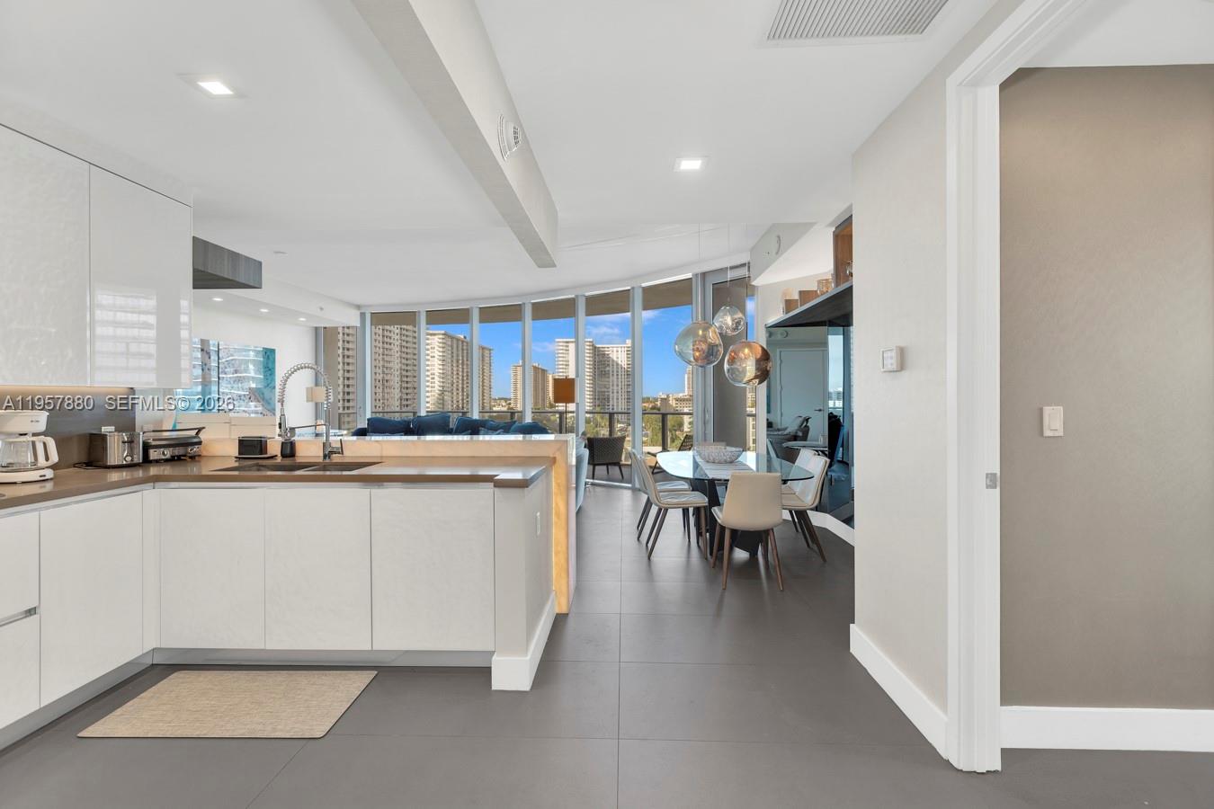 17475 Collins Ave #304, Sunny Isles Beach FL 33160