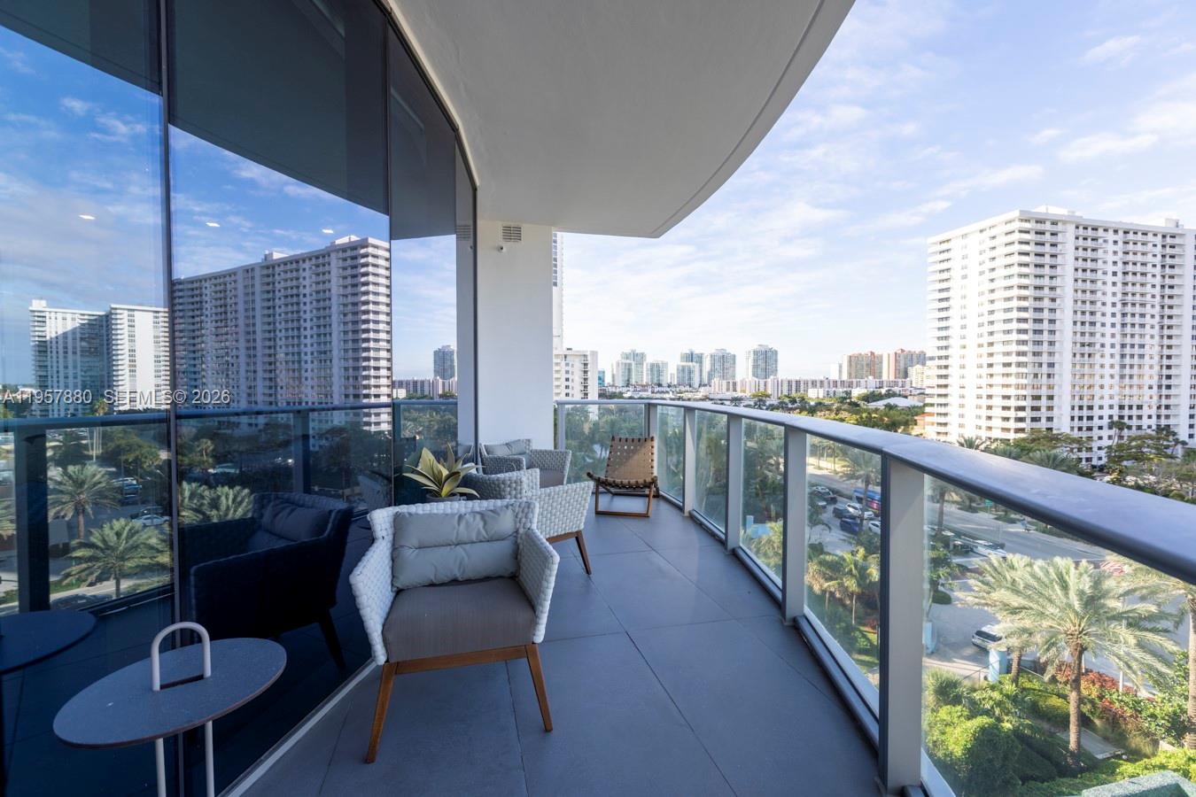 17475 Collins Ave #304, Sunny Isles Beach FL 33160