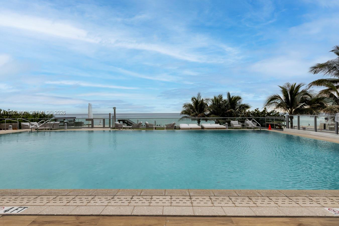 17475 Collins Ave #304, Sunny Isles Beach FL 33160
