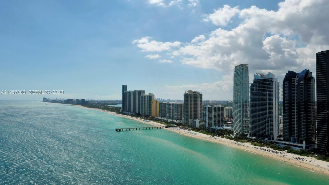 17475 Collins Ave #304, Sunny Isles Beach FL 33160