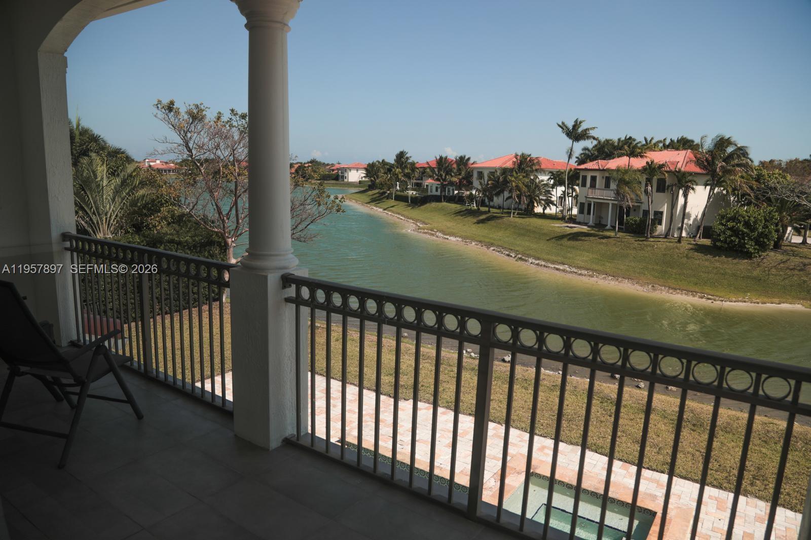 19209 SW 80th Ct, Cutler Bay FL 33157