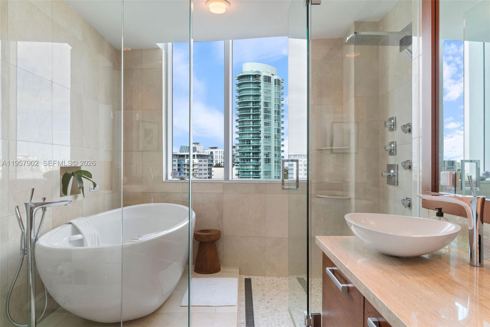 5959 Collins Ave #1001, Miami Beach FL 33140