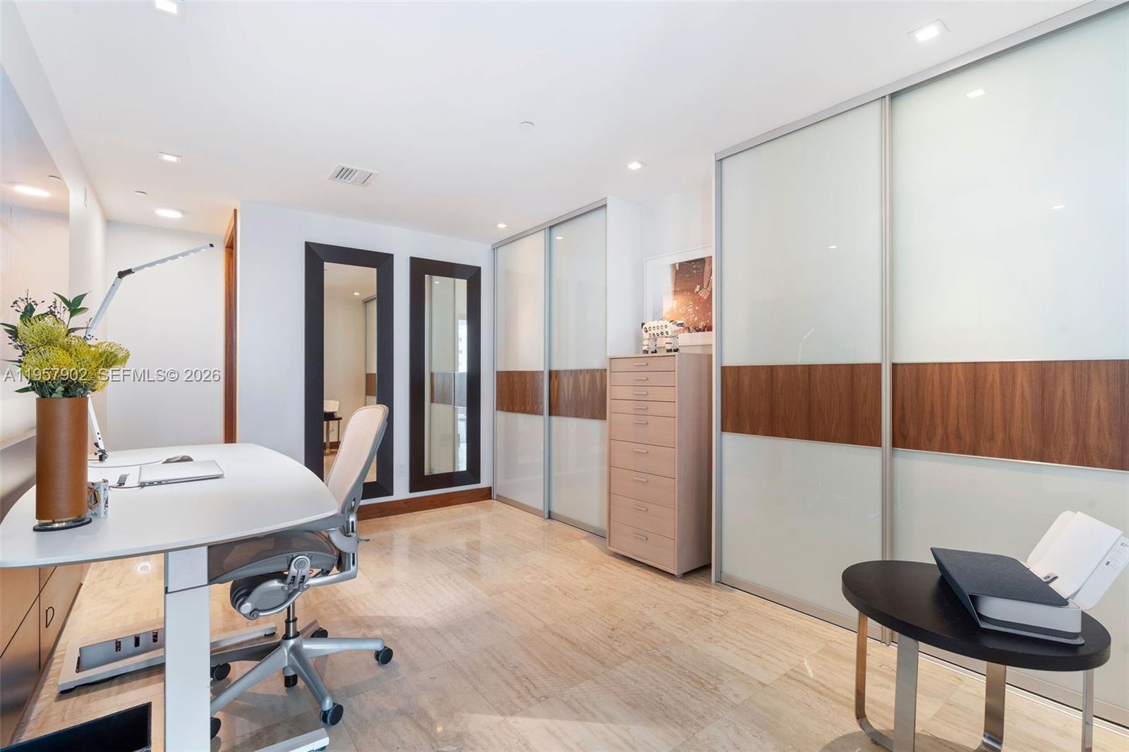 5959 Collins Ave #1001, Miami Beach FL 33140