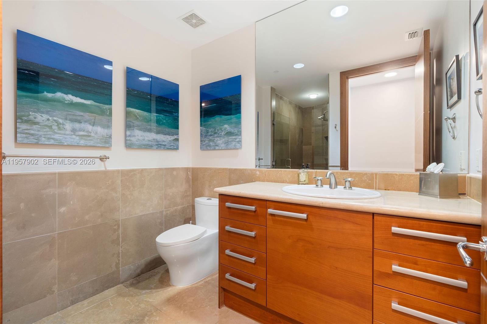 5959 Collins Ave #1001, Miami Beach FL 33140