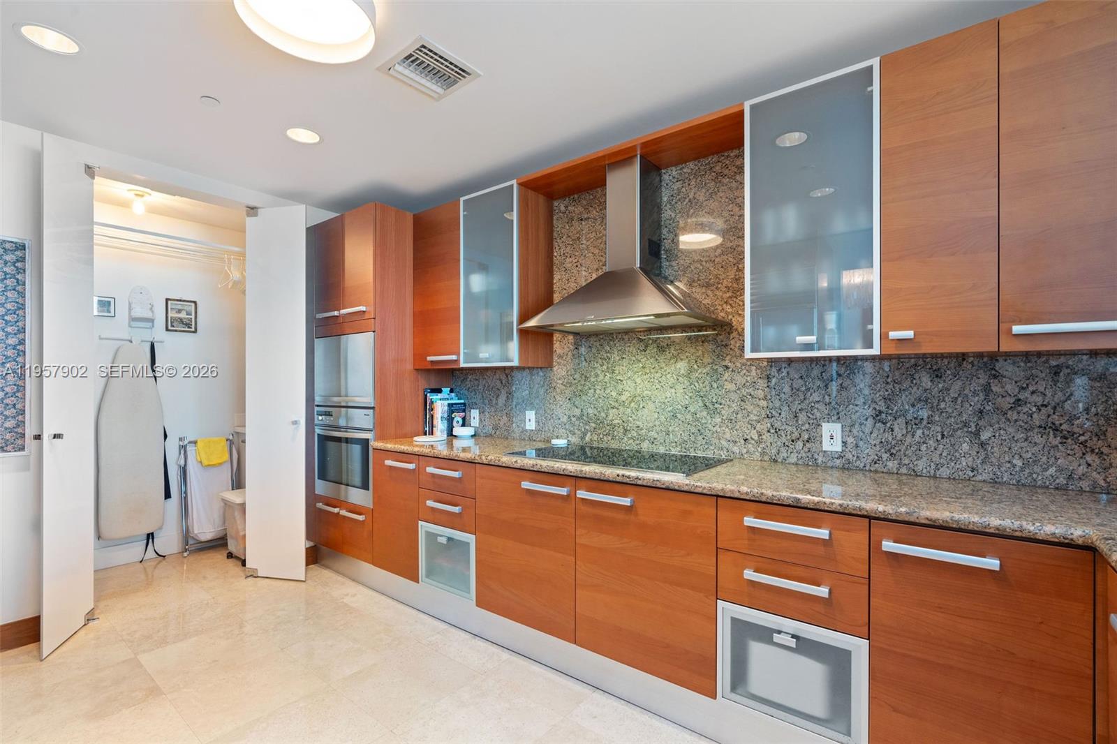 5959 Collins Ave #1001, Miami Beach FL 33140