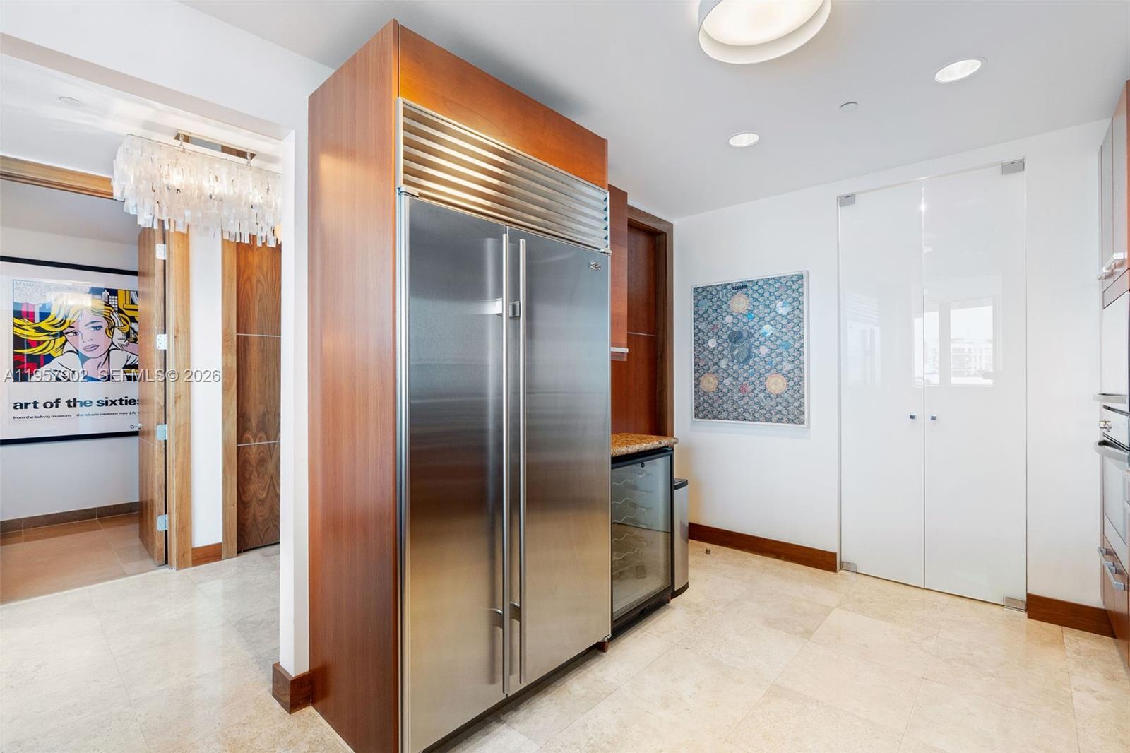 5959 Collins Ave #1001, Miami Beach FL 33140