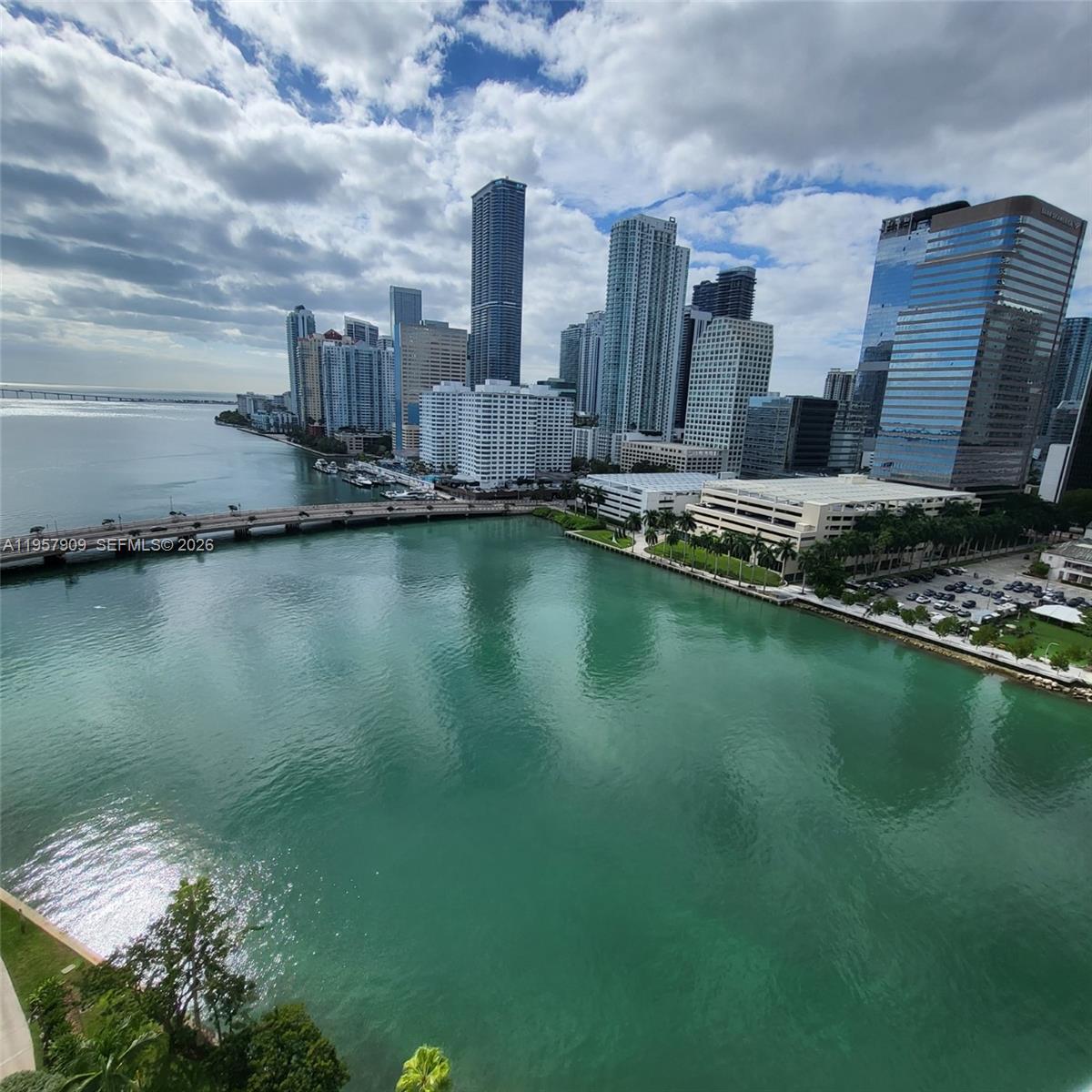 701 Brickell Key Blvd #1902, Miami FL 33131
