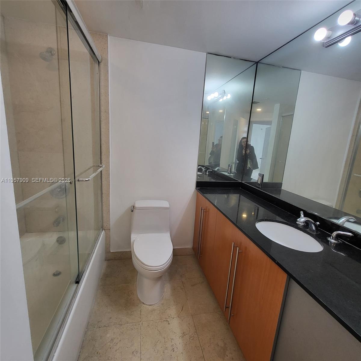 701 Brickell Key Blvd #1902, Miami FL 33131