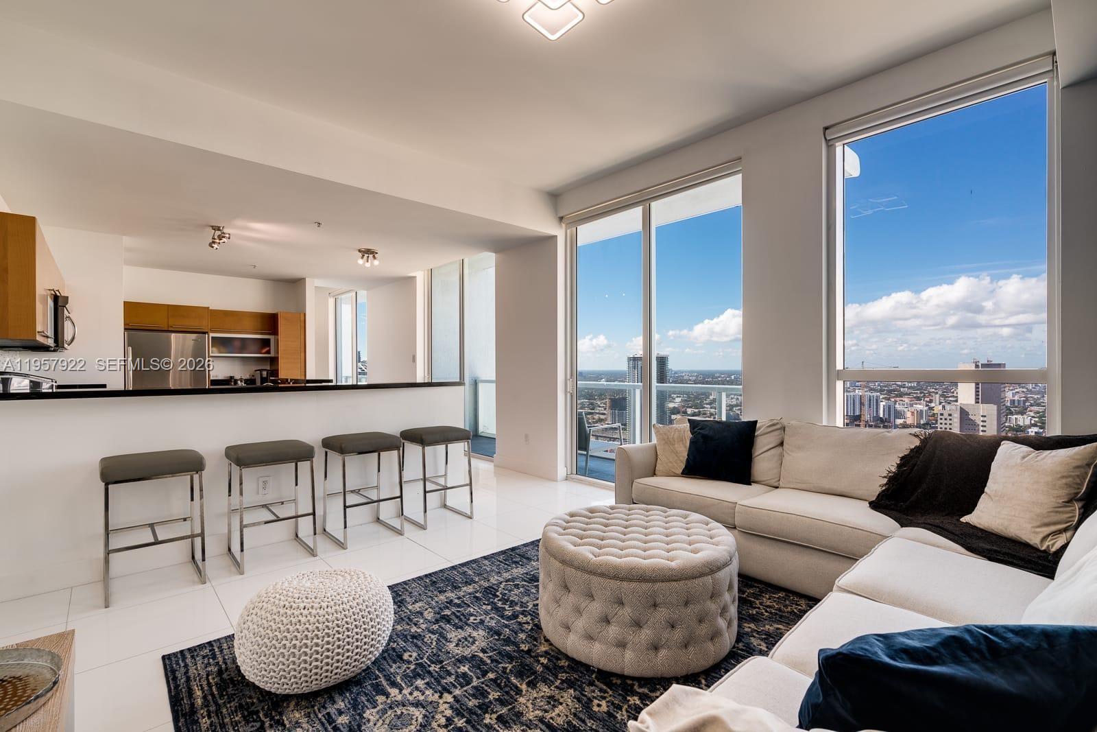253 NE 2nd St #4904, Miami FL 33132