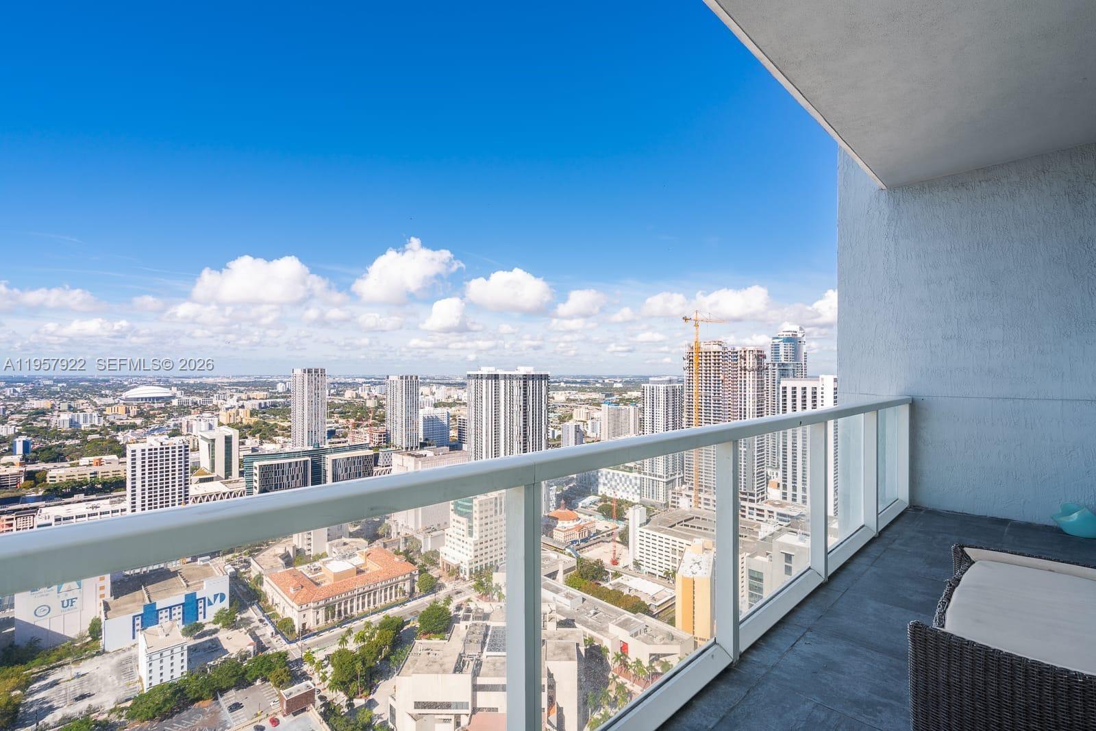 253 NE 2nd St #4904, Miami FL 33132