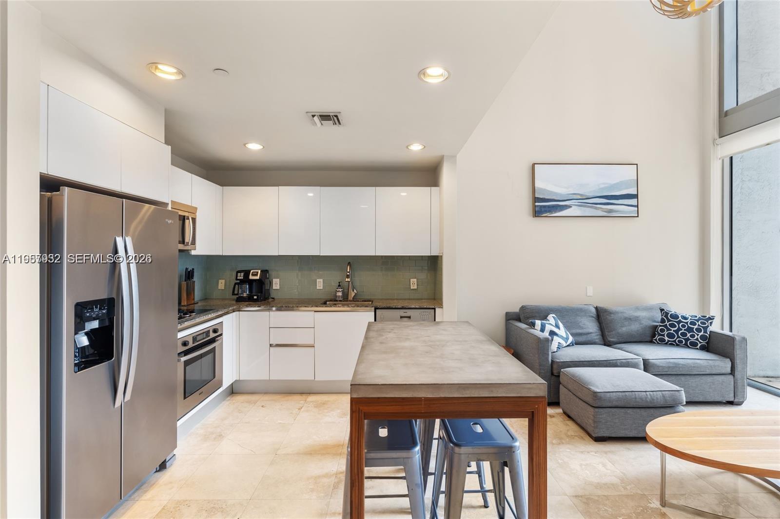 1050 Brickell Ave #610, Miami FL 33131