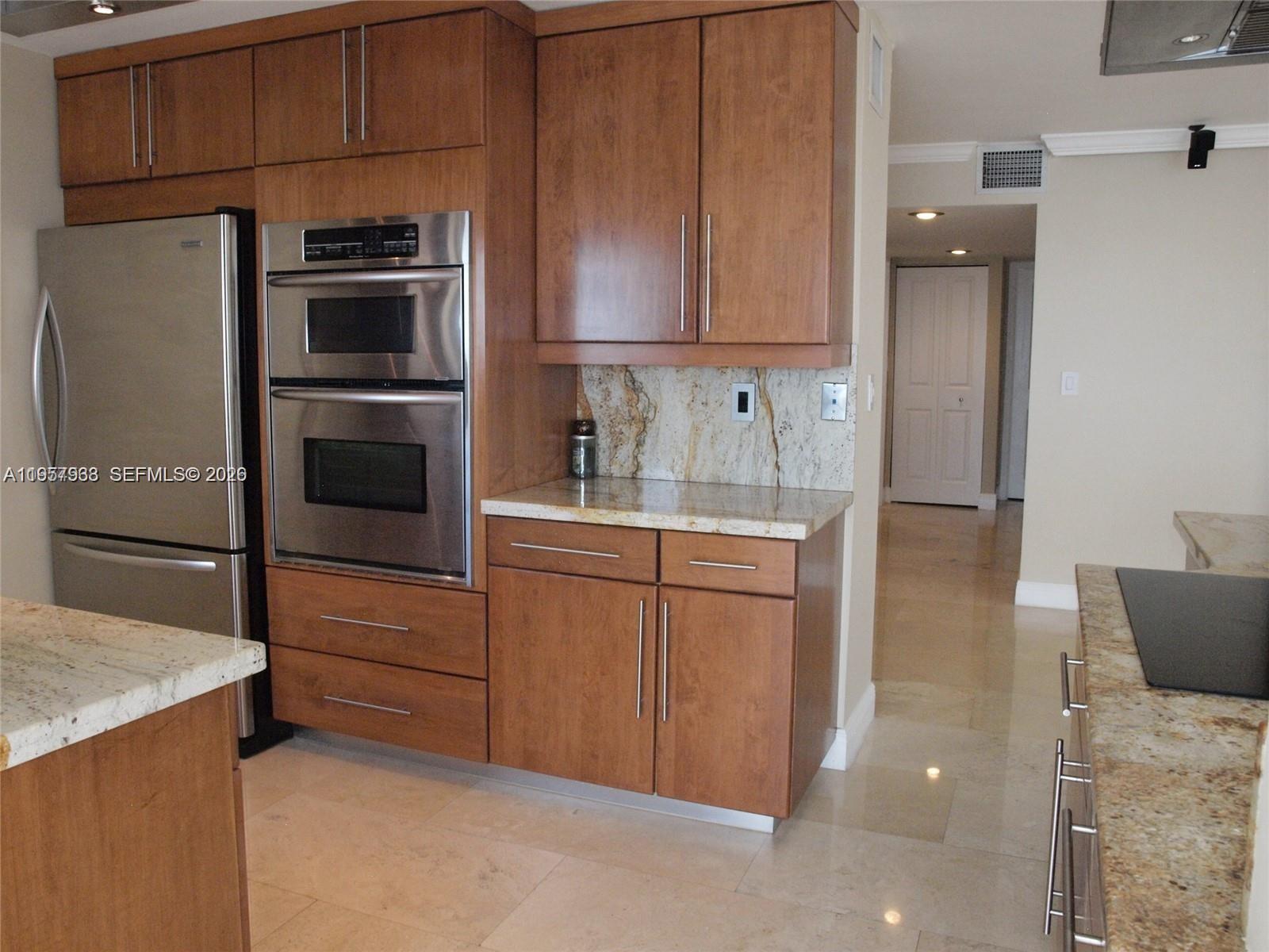 1901 Brickell Ave #B1714, Miami FL 33129