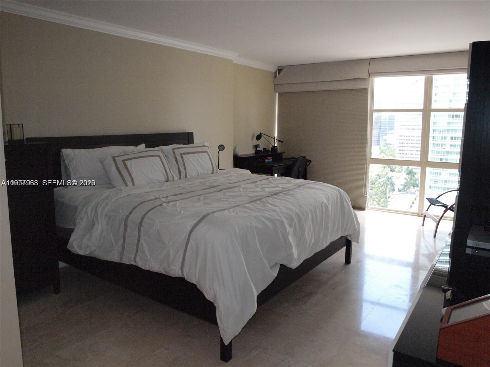 1901 Brickell Ave #B1714, Miami FL 33129