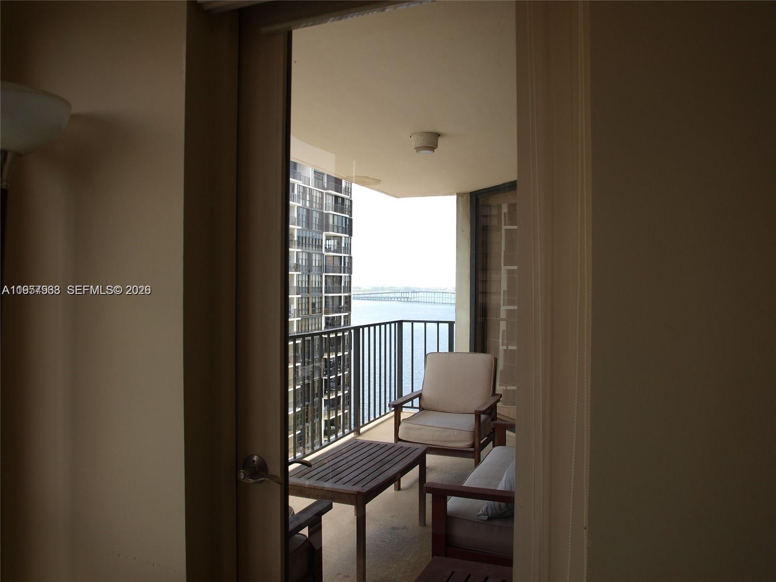 1901 Brickell Ave #B1714, Miami FL 33129
