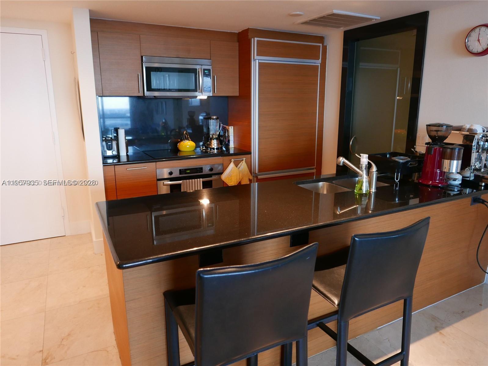 50 Biscayne Blvd #2808, Miami FL 33132