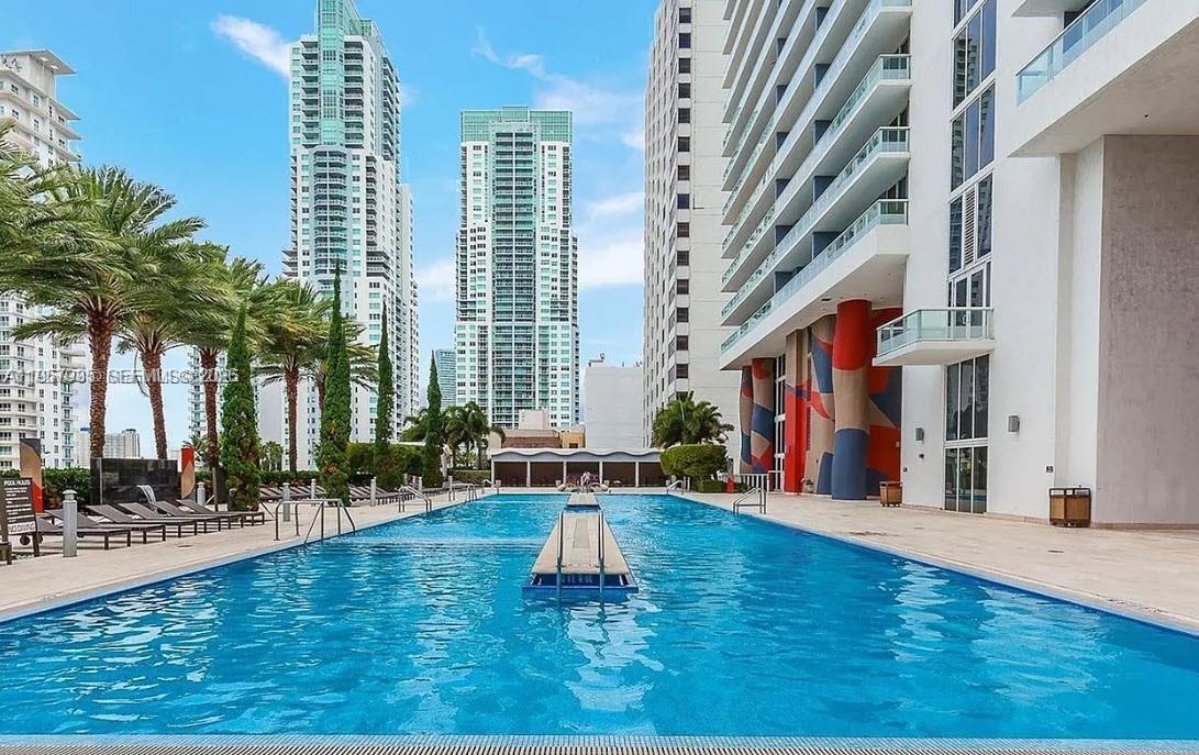 50 Biscayne Blvd #2808, Miami FL 33132