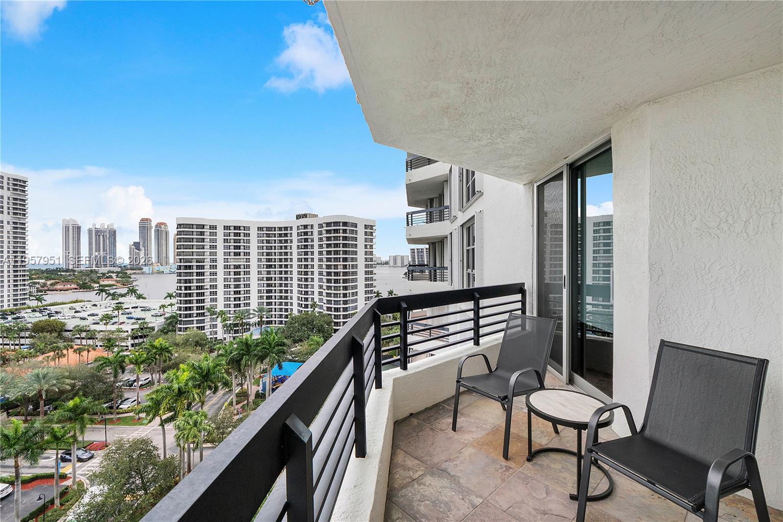 3500 Mystic Pointe Dr #1407, Aventura FL 33180
