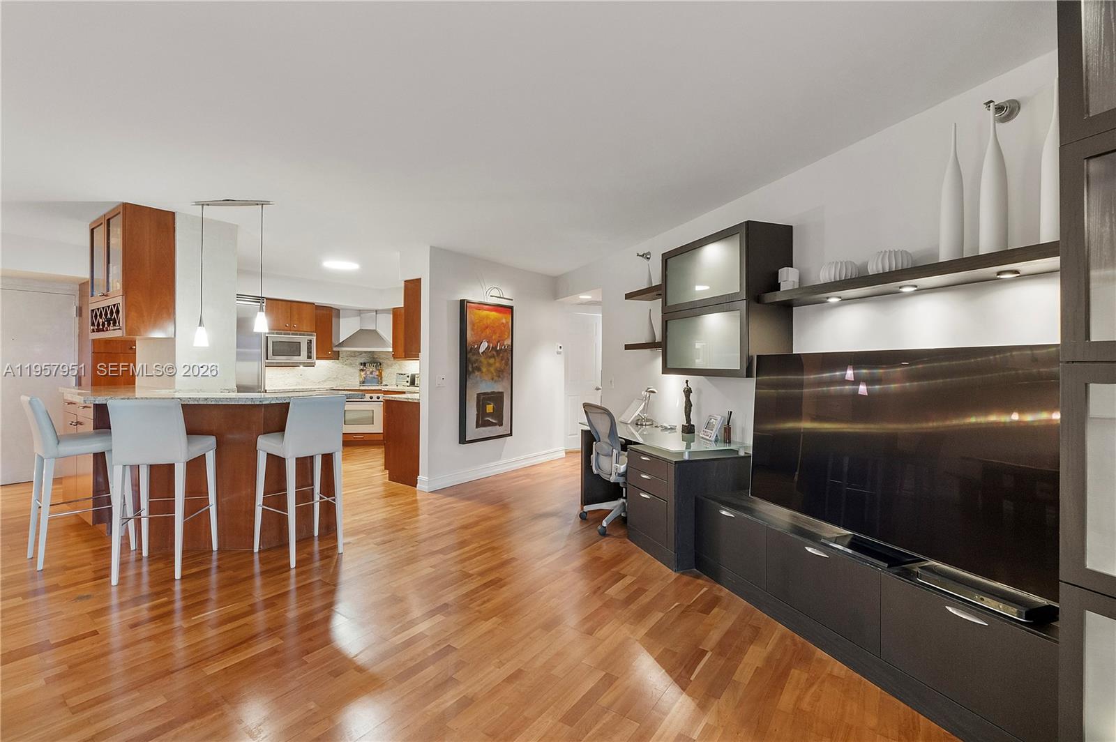 3500 Mystic Pointe Dr #1407, Aventura FL 33180