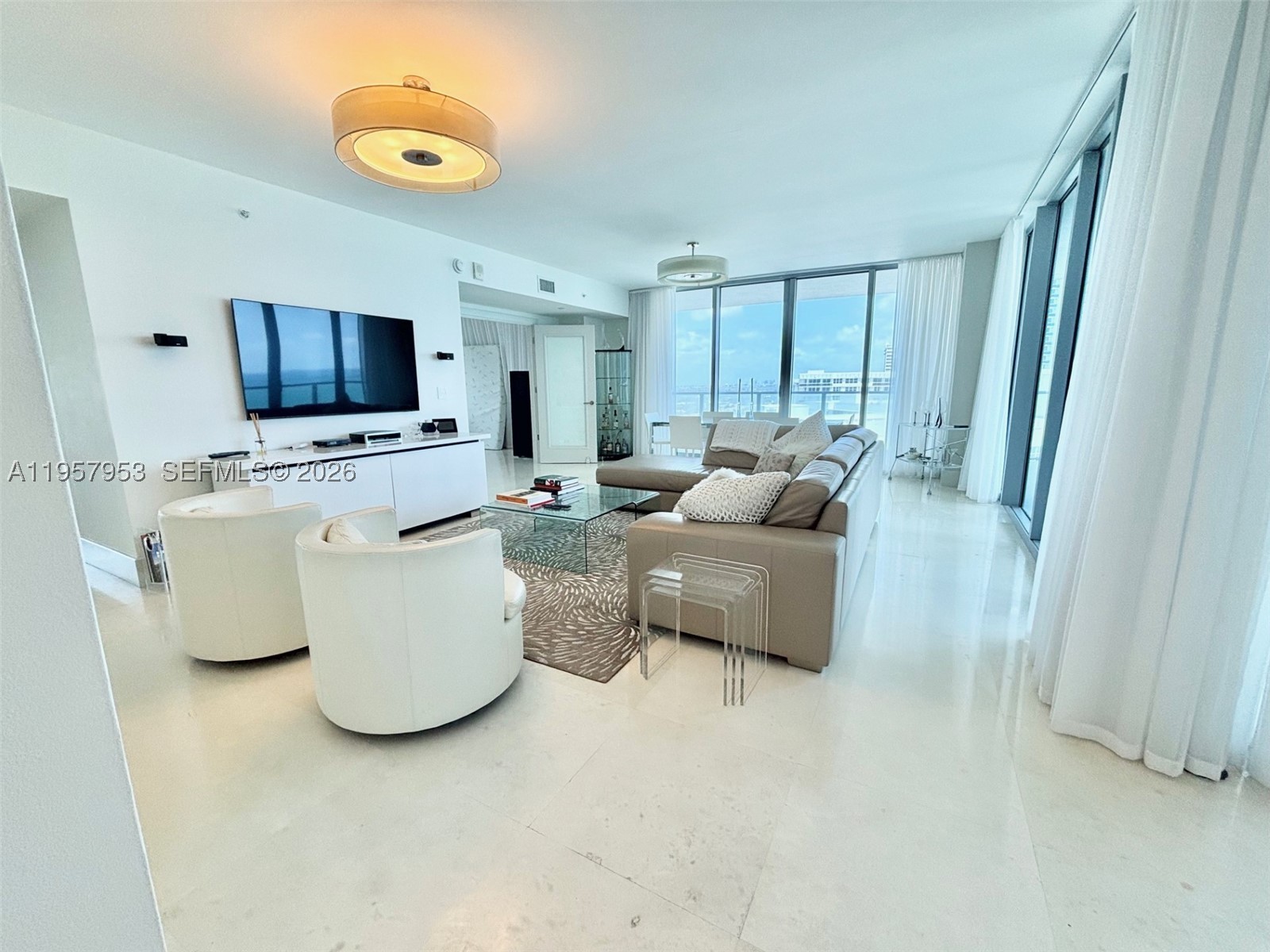 3101 S Ocean Dr #1701, Hollywood FL 33019