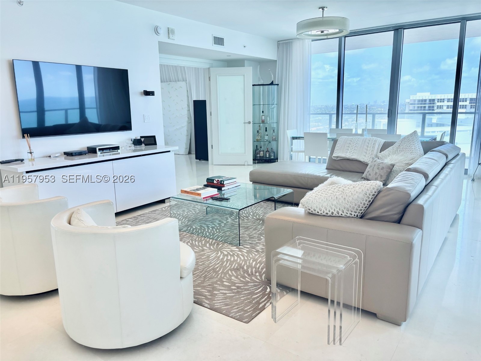 3101 S Ocean Dr #1701, Hollywood FL 33019