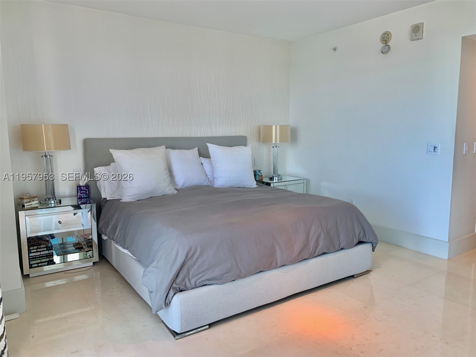 3101 S Ocean Dr #1701, Hollywood FL 33019