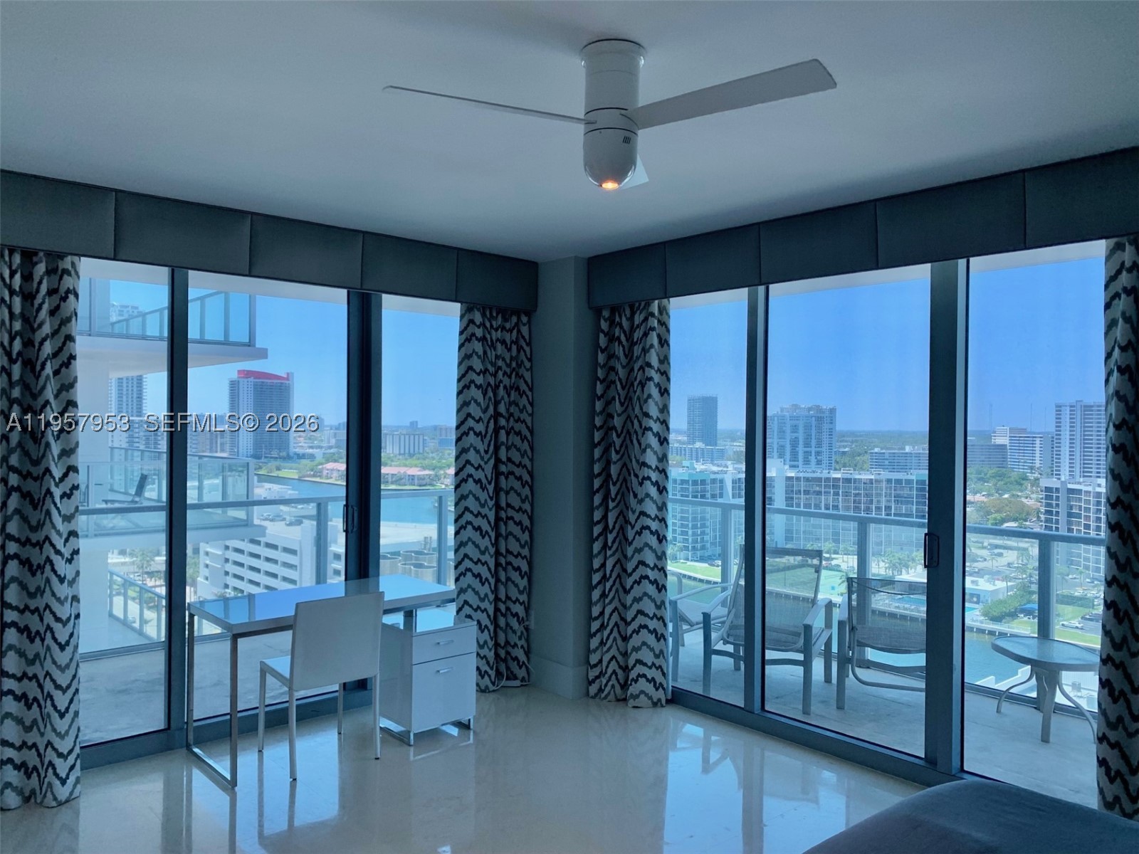 3101 S Ocean Dr #1701, Hollywood FL 33019