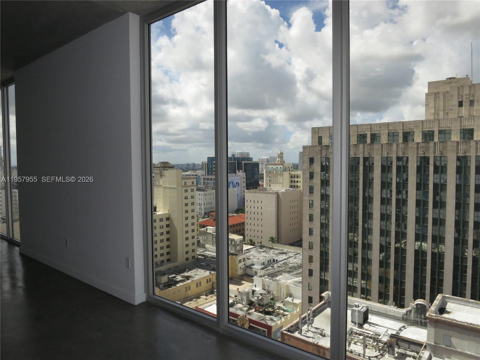 151 SE 1 St #1902, Miami FL 33131